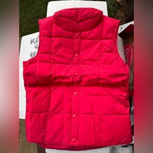 Lands' End Women's Red Puffer Vest